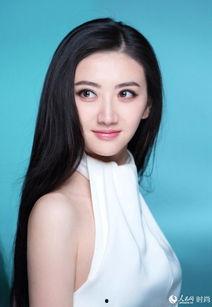 重庆美女爆料新闻报道最新,揭秘山城时尚圈背后的故事 第3张 重庆美女爆料新闻报道最新,揭秘山城时尚圈背后的故事 第3张